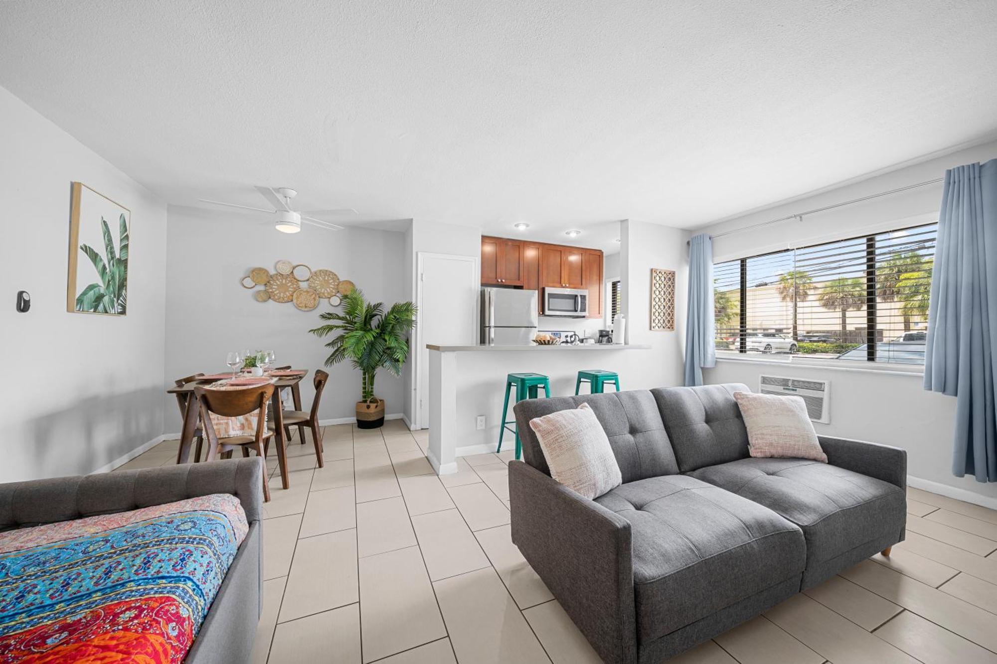 Bayview Apartments By Lowkl Fort Lauderdale Luaran gambar